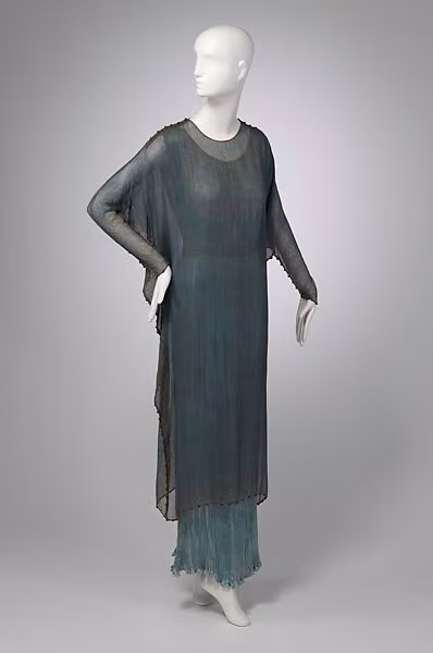 "Delphos", Fortuny, ca. 1920