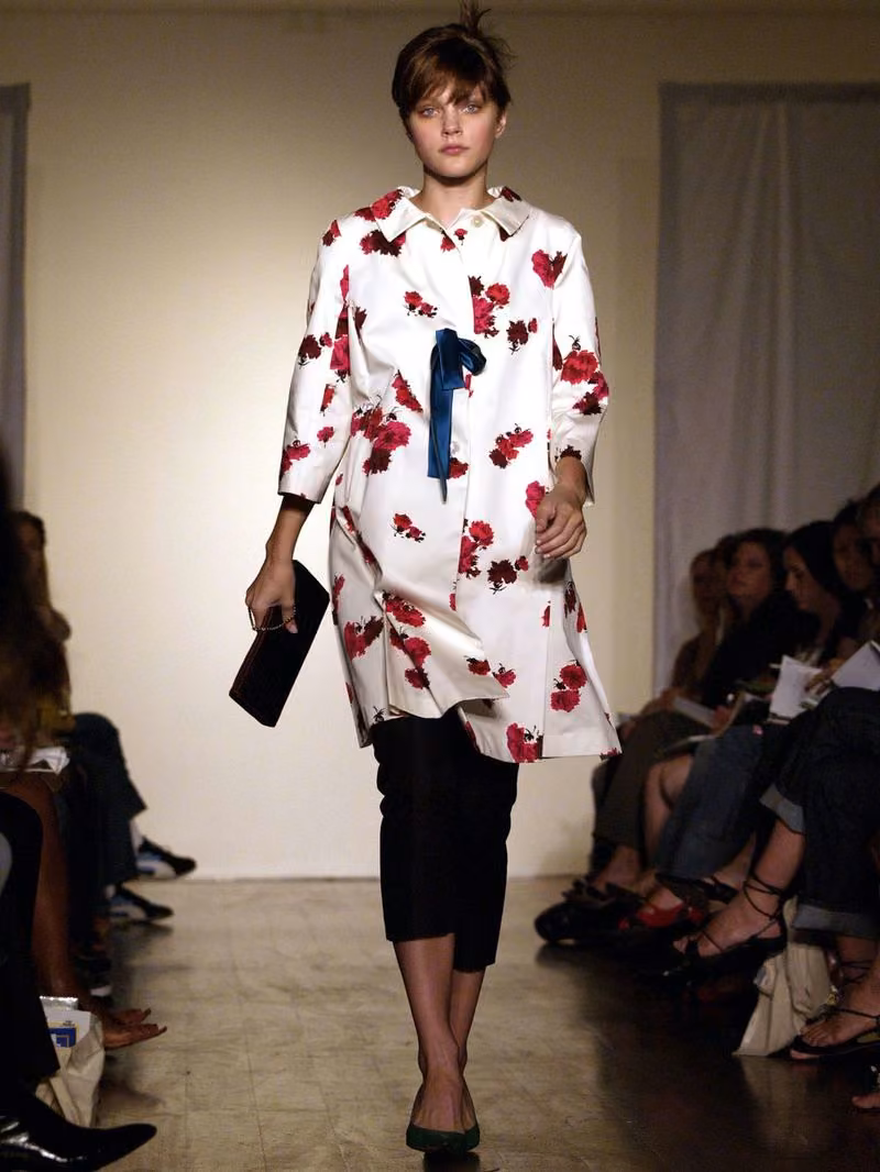 Floral-patterned coat, Derek Lam, Spring 2004 Ready-to-Wear (shown 2003)