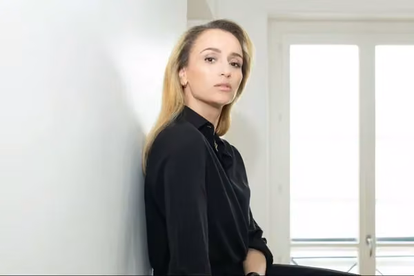 Portrait of Faiza Bouguessa