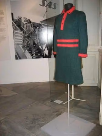 Dress designed for Louis Féraud — Margit Brandt