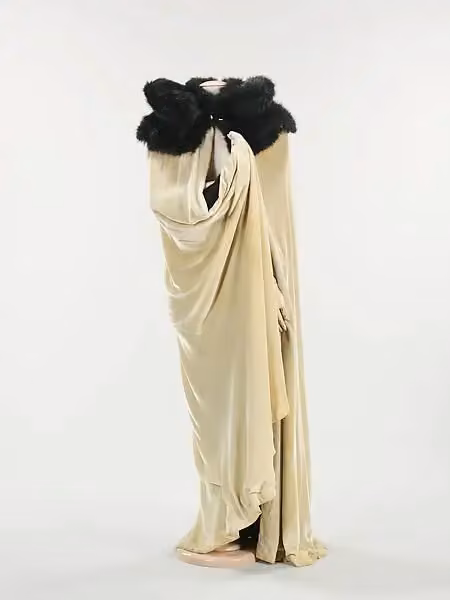 Evening cape — House of Worth, ca. 1938