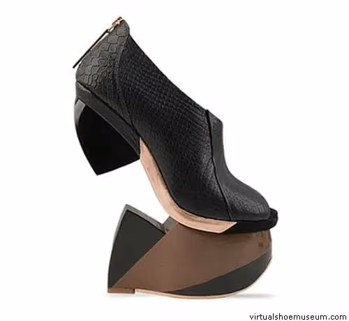 Project 2 wedge-less platform shoe — Julia Lundsten, Spring/Summer 2010