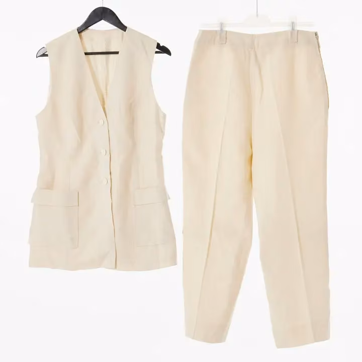 White vest and trousers — Sighsten Herrgård, Date not documented
