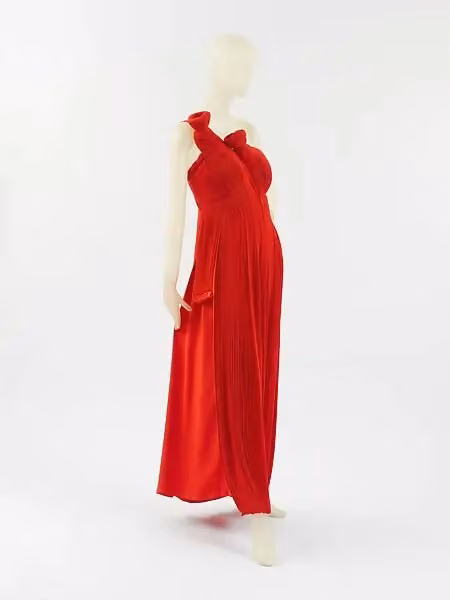 Dress — Yohji Yamamoto, spring/summer 2005