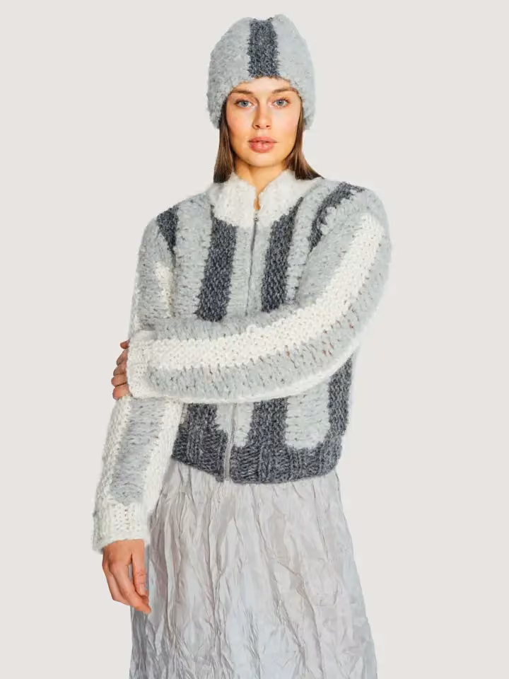 Vertical jacket — Guðrun Ludvig, Date not documented