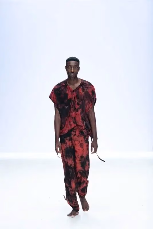 Bloke — Red print ensemble — Faith Oluwajimi, 2022