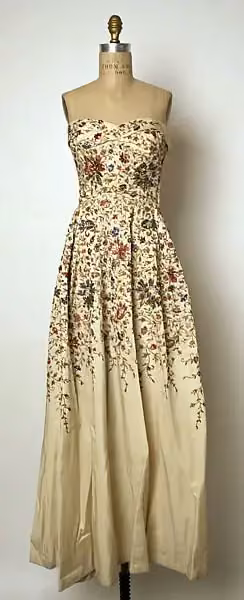 Evening dress — Pierre Balmain, 1953