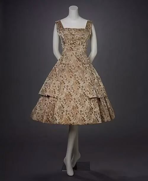 Tiered floral cocktail dress — Simonetta Colonna di Cesarò, 1955