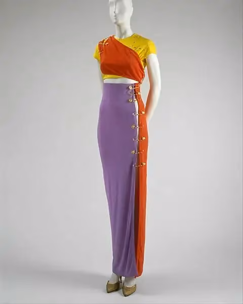 Sari-inspired evening ensemble — Gianni Versace, Spring/Summer 1994