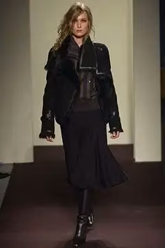 Burberry — Look 23 — Christopher Bailey, Fall 2002 Ready-to-Wear
