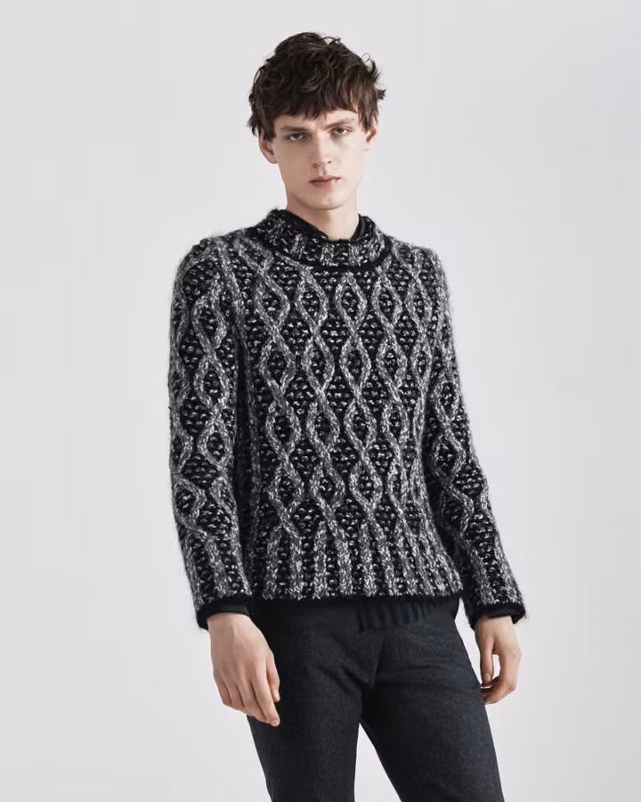 Gray patterned knitwear by Jeffrey Rüdes, Fall 2017 Menswear.