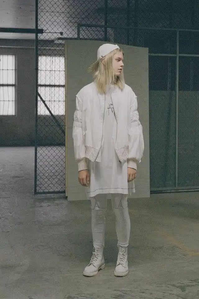 Layered white menswear ensemble — Sasu Kauppi, Autumn/Winter 2013
