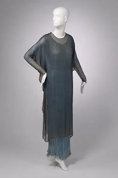 "Delphos" — Mariano Fortuny, ca. 1920