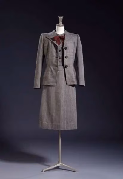 Original no. 16 — Digby Morton, autumn 1942
