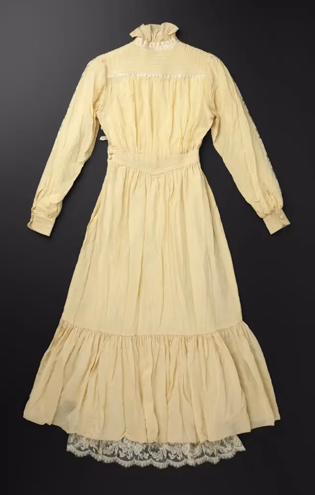 Cream silk and lace dress — Kofi Ansah, 1979