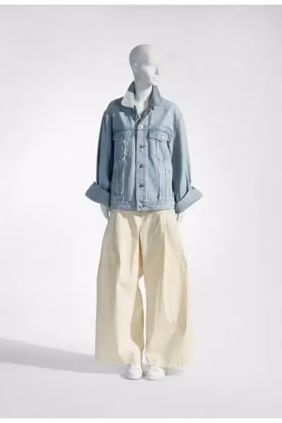 Pale denim jacket with voluminous white trousers — Marina Yee, Spring/Summer 2025