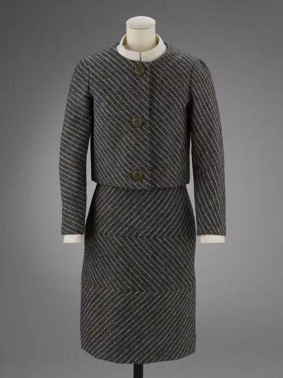 Striped wool skirt suit, Look 3 — Marc Bohan, 1966