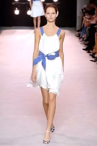Nina Ricci — Look 1 — Lars Nilsson, Spring 2006 Ready-to-Wear