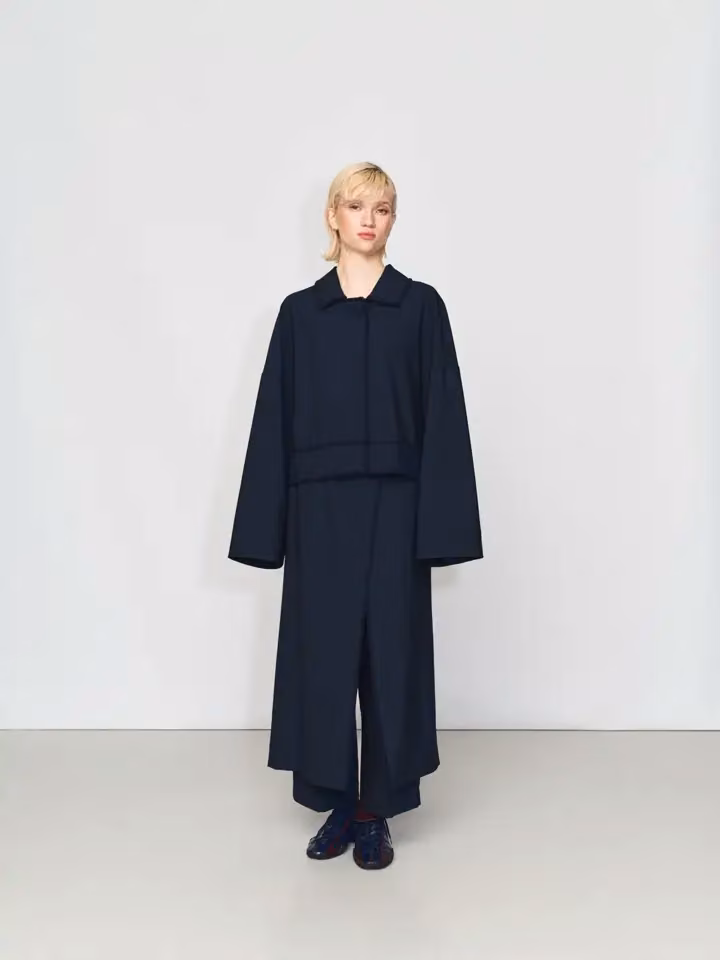 ESP REFORME JACKET BLACK — Elisabeth Stray Pedersen, Date not documented
