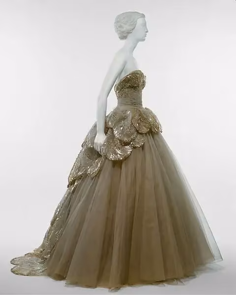 Venus — Christian Dior, Fall/Winter 1949–50