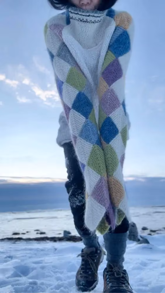Diamond-pattern draped wrap — Ásta Vilhelmína Guðmundsdóttir, Date not documented