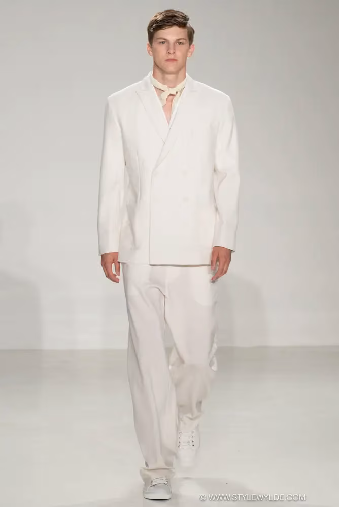 White tailored suit — Carlos Campos, Spring/Summer 2017