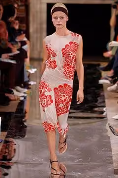 Red and white patterned dress by Warren Noronha, Spring 2003 Ready-to-Wear.