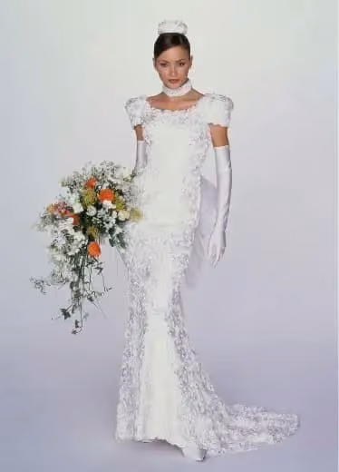 Yumi Line lace wedding dress — Yumi Katsura, Date not documented